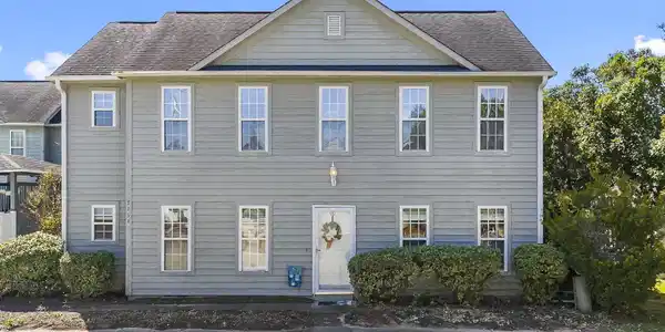 719 43rd Ave. S