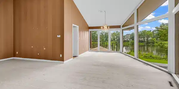 Image 4 Image 4
