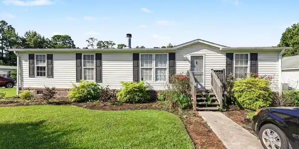 8095 Shady Grove Rd.