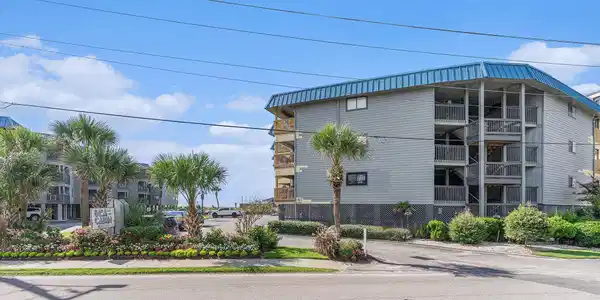 6000 N Ocean Blvd.