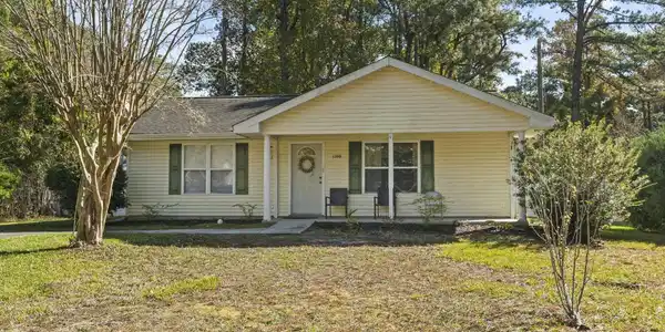 1300 Ragin St.