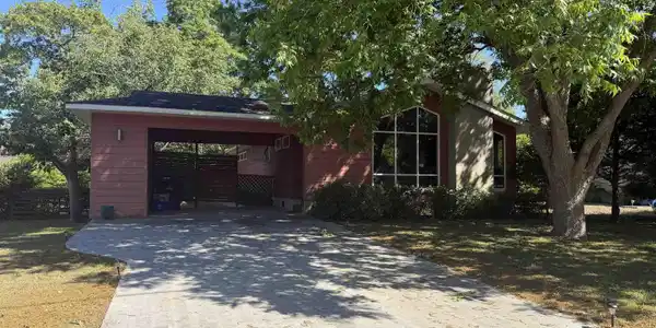 6502 Bryant St.
