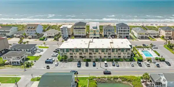 4201 N Ocean Blvd.
