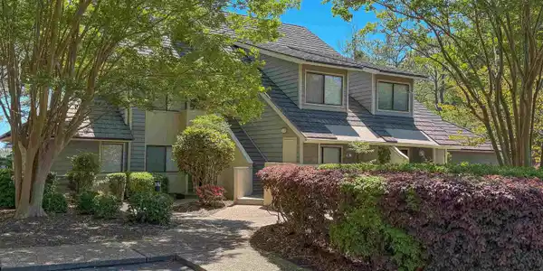 215 Baslow Ct.