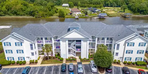 901 West Port Dr.