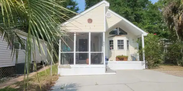 5400 Little River Neck Rd.