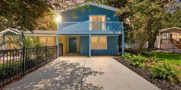 2402 Highway 15