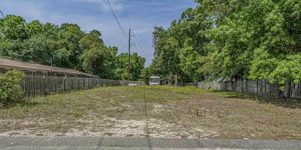 1003 28th Ave. S