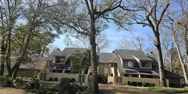 204 Baslow Ct.