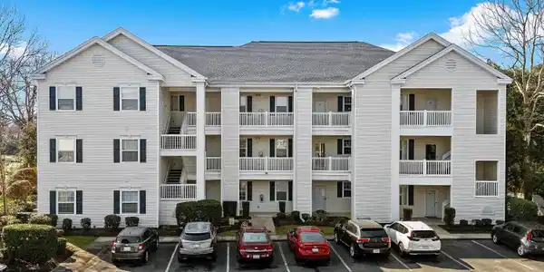 901 West Port Dr.