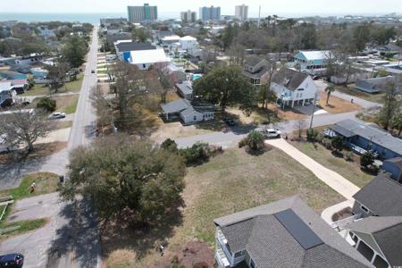 401 Calhoun Dr.