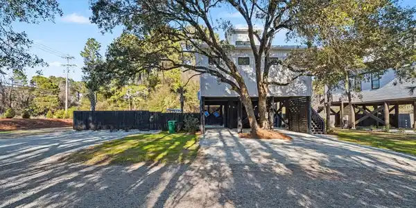 236 Brown Pelican Loop