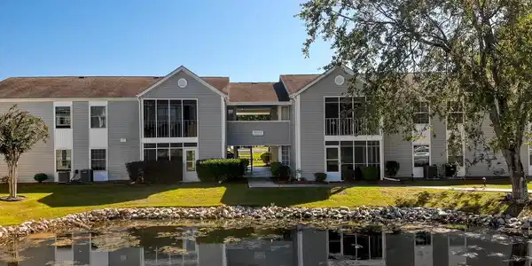 8960 Duckview Dr.