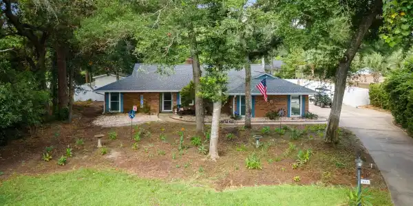815 Tillson Rd.