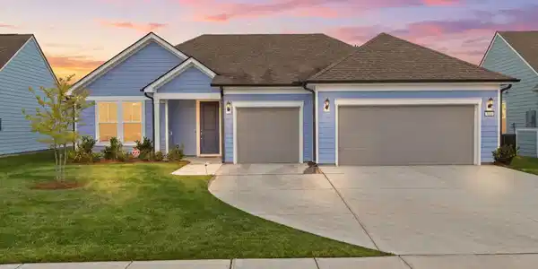 1345 Crested Iris Way