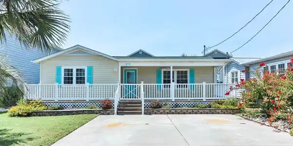 317 23rd Ave. N