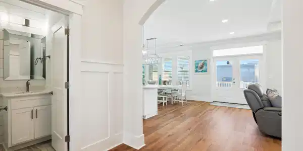 Image 4 Image 4
