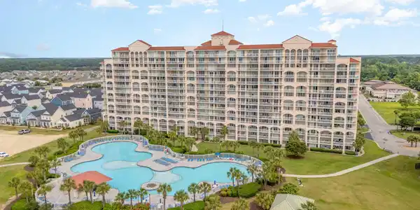 4801 Harbor Pointe Dr.