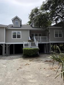 70 Seagrove Ct.