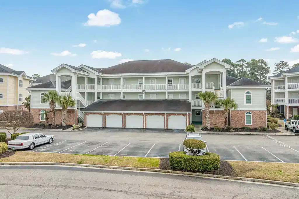 Image 1: View of property with uncovered parking Image 1: View of property with uncovered parking