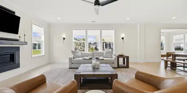 Image 4 Image 4