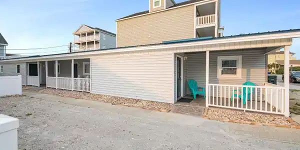 2703 N Ocean Blvd.