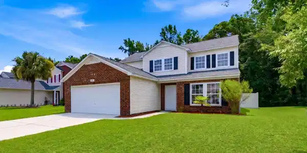 934 Willow Bend Dr.