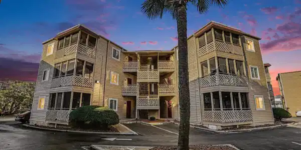 609 Hillside Dr. S.