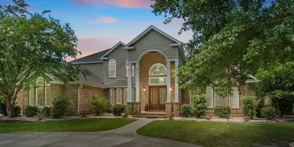 5790 Friendship Ln.