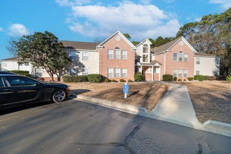 4390 Daphne Ln.