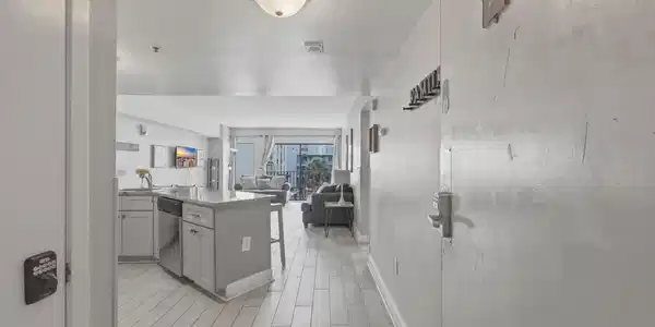 Image 4 Image 4
