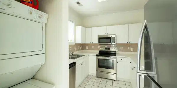 Image 4 Image 4