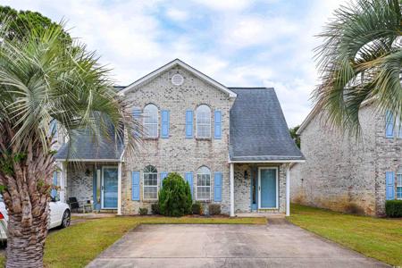 4285 Parkway Ln.