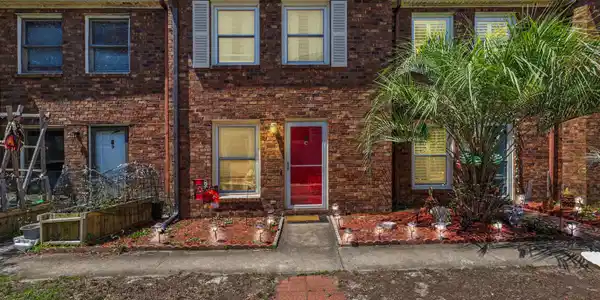 1707 Edge Dr.