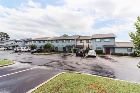 775 Plantation Dr.
