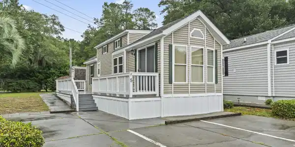 5400 Little River Neck Rd.