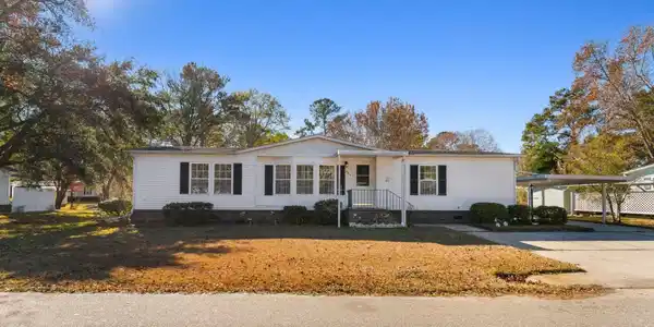 883 Grand Strand Trail