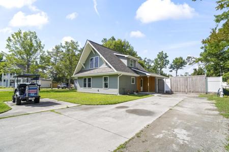 1406 Winddrift Ct.
