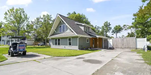 1406 Winddrift Ct.