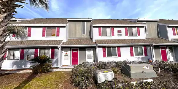 1880 Colony Dr.