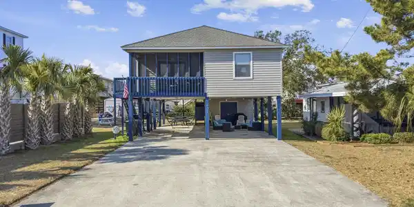 405 N 30th Ave. N