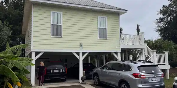 32 Weatherboard Ct.