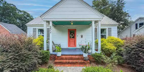 632 Magnolia Dr.