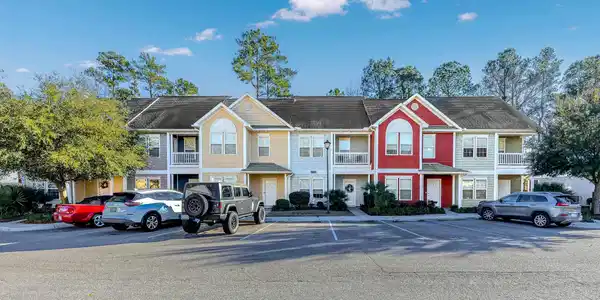 1719 Low Country Pl.