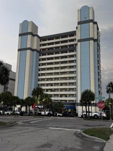 2300 N Ocean Blvd. N
