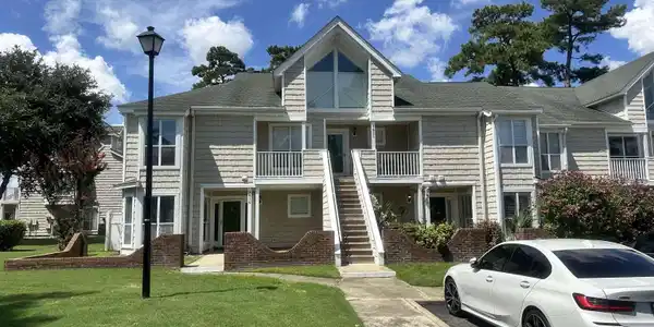 3819 Masters Ct.