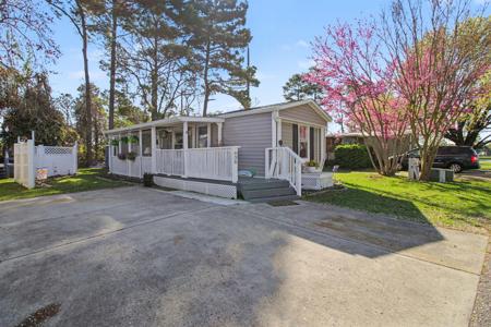 930 Foxfire Dr.