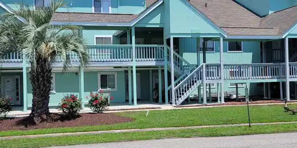 1930 Bent Grass Dr.