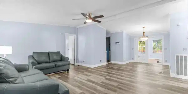 Image 4 Image 4