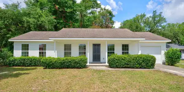 2212 South Island Rd.